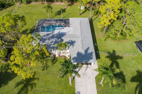 16745 Wiltshire Dr, Town Of Loxahatchee Groves FL  33470-4060 exterior