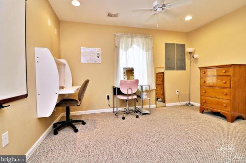 320 Stephen Ct, Charles Town WV  25414-4126 exterior