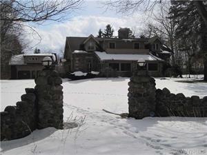 8856 Ridge Rd, Gasport, NY 14067-9403