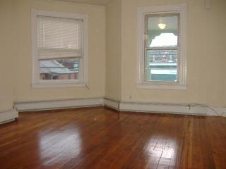 1734 Thomaston Ave, Waterbury CT  06704-1029 exterior