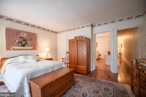 647 Marshall St, Norristown PA 19401-5136 exterior