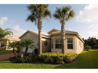 16032 Golden Lakes Dr, Wimauma, FL 33598-5206