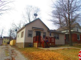 747 Chestnut St, Leavenworth, KS 66048-2550