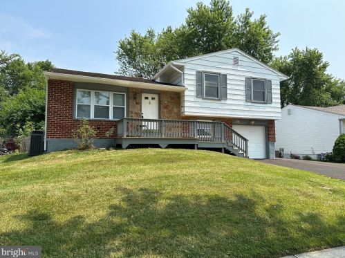 36 Dryden Rd, New Castle, DE 19720-2315