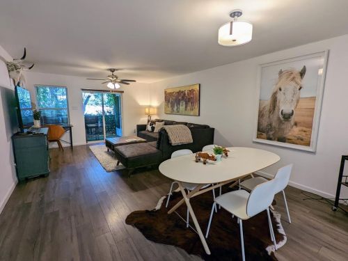 3604 Clawson Rd, Austin TX  78704-8822 exterior