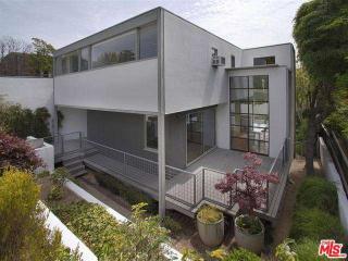 577 Greencraig Rd, Los Angeles, CA 90049-2841