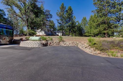 10790 Alta Sierra Dr, Grass Valley CA  95949-6842 exterior
