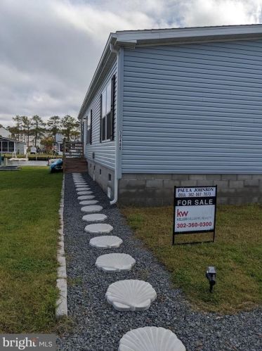 35486 Pine Dr, Millsboro, DE 19966-5872