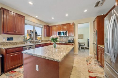 9980 Shiraz Pl, Elk Grove CA  exterior