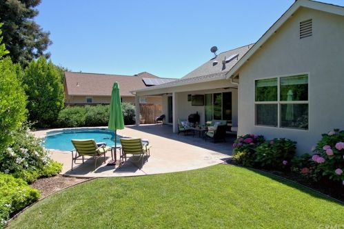 1920 Wisteria Ln, Chico, CA 95926-9619