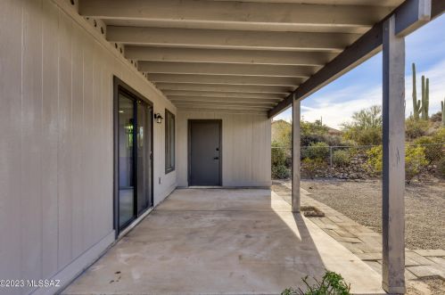 4331 Paseo Del Barranco, Tucson AZ  85745-9545 exterior