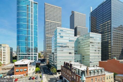 2101 Chestnut St, Philadelphia PA  19103-3197 exterior