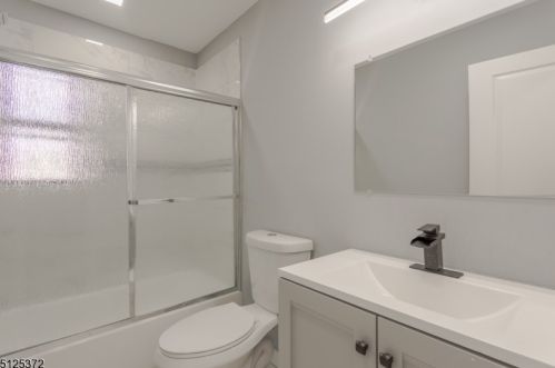 115 La Grande Ave, Fanwood NJ  07023-1556 exterior