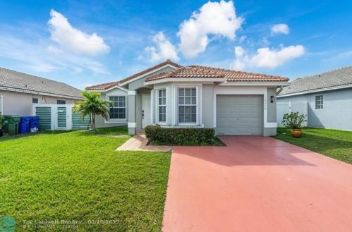 16540 24th St, Hollywood, FL 33028-1775