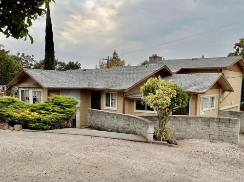 390 7th St, Lakeport CA  95453-4249 exterior
