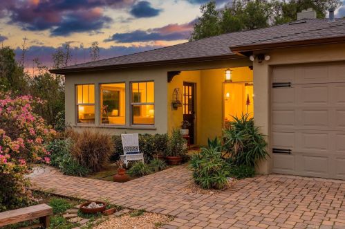 1911 Foothill Dr, Vista, CA 92084-4717