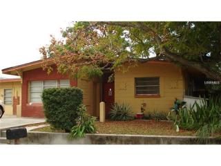 2443 Leon Ave, Sarasota, FL 34234-8527