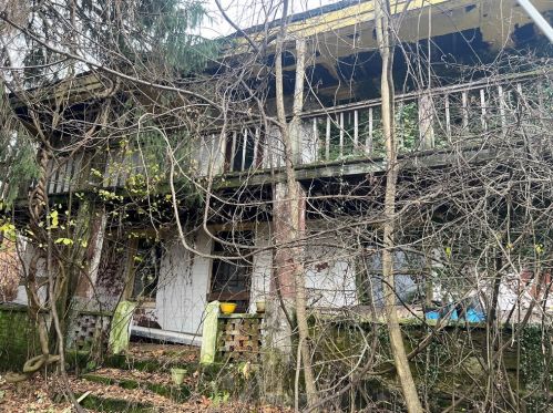 141 Grant Ave, Pittsburgh, PA 15223-1843