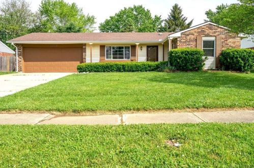 2236 Virginia Dr, Xenia, OH 45385-4655