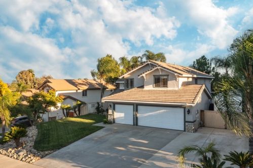 29524 Westwind Dr, Lake Elsinore, CA 92530-1242