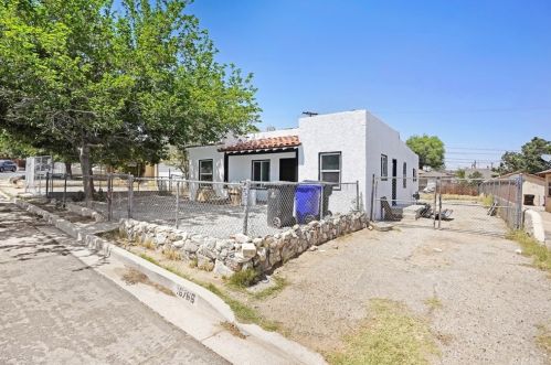 16766 Tracy St, Victorville, CA 92395-3808