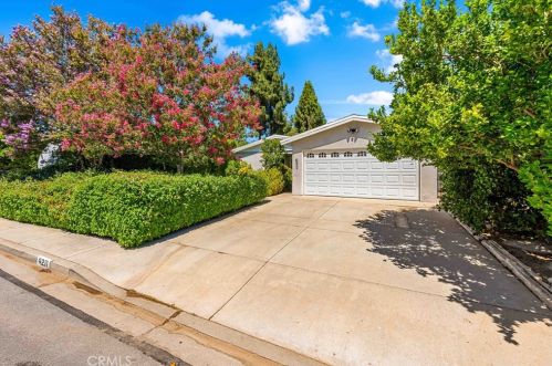 4211 Lou Dr, Simi Valley, CA 93063-3343