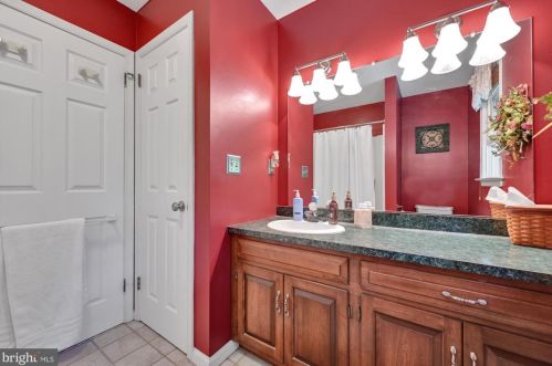 826 Pinewood Dr, Primrose PA 17901-9544 exterior