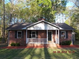 306 Lafayette Dr, Sanford, NC 27330-8906