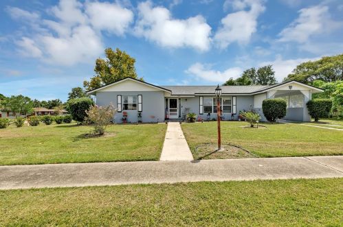 1532 Gold Ter, Deltona, FL 32725-5910