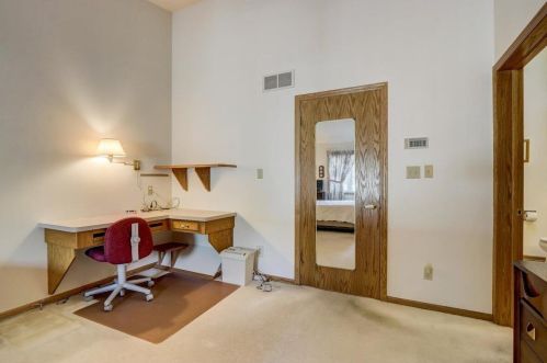 5361 Cambridge Ln, Milwaukee WI 53221-3200 exterior