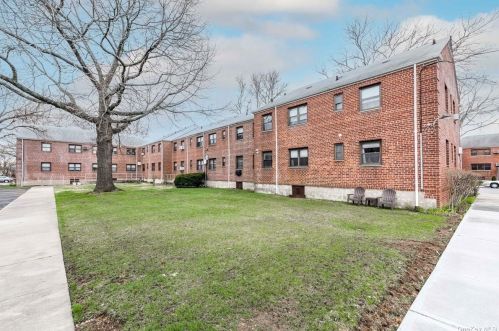 155-17 86th St, Jamaica, NY 11414-1201