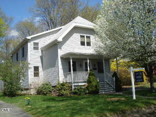 41 Cottage Pl, Watertown, CT 06779-1721