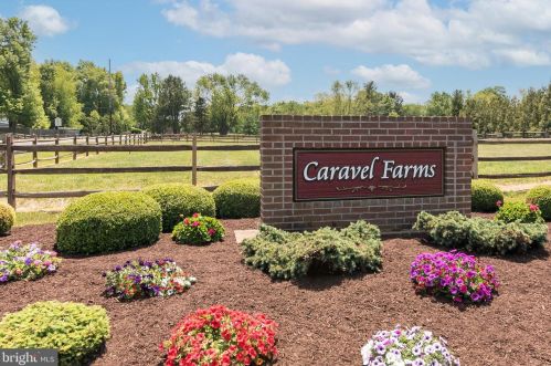 237 Forrestal Dr, Bear DE  19701-1642 exterior