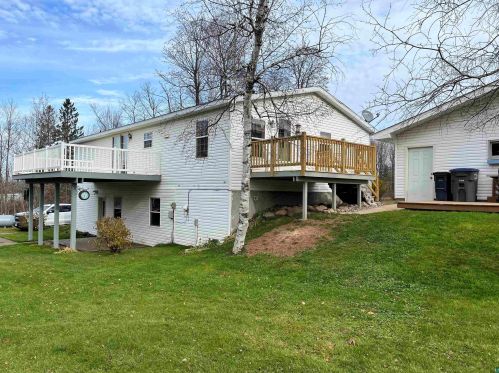 3613 Haines Rd, Duluth MN 55811-3733 exterior