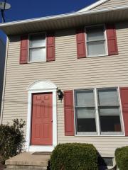 18 3rd St, Danville, PA 17821-1157