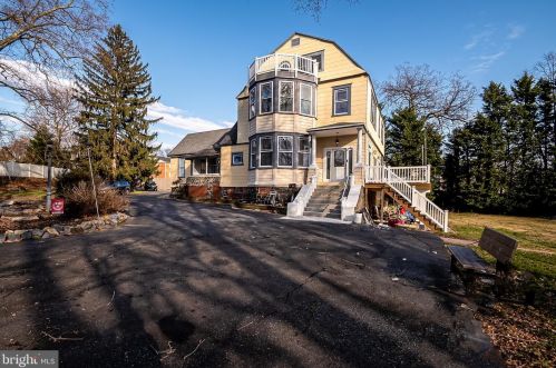 107 Mullin Rd, Wilmington, DE 19809-1801