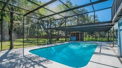 10045 Lakeview Dr, New Port Richey, FL 34654-3571