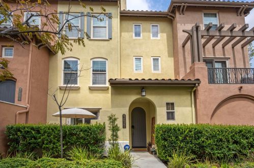 2622 Escala Cir, San Diego, CA 92108-6720