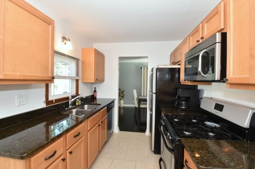 2933 48, Milwaukee WI 53216-4630 exterior