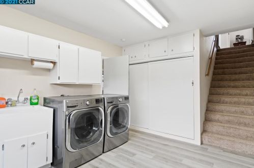 5500 Sandmound Blvd, Oakley CA  94561-5027 exterior