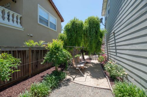 7145 Lahinch Dr, Gilroy CA  95020-3058 exterior