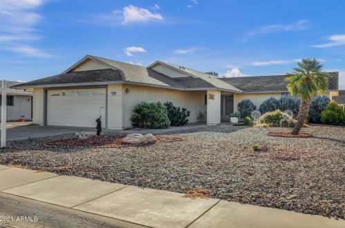 12433 Lariat Dr, Sun City, AZ 85375-1914