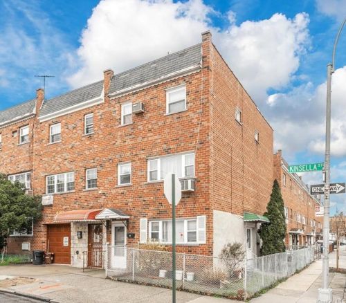 824 Kinsella St, Bronx, NY 10462-3941