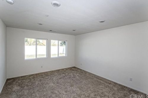 670 Bowen Rd, Perris CA  92570-3400 exterior