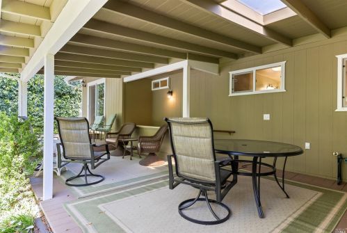 235 San Jacinta Dr, Ukiah CA  95482-5648 exterior