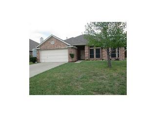 512 Bowie St, Forney TX  75126-9782 exterior