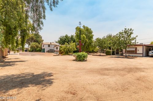 9314 87th Ave, Peoria AZ 85381-3600 exterior