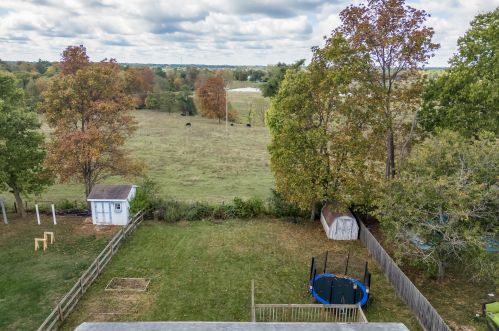 42 Meadow Wood Dr, Florence KY  41042-9323 exterior