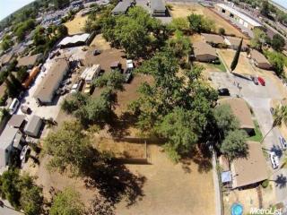 2740 29th Ave, Sacramento CA  95820-6323 exterior