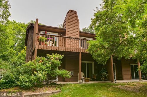 3518 Douglas Dr, Minneapolis, MN 55422-2416